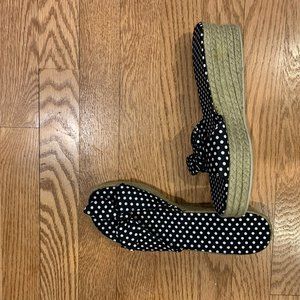 Polka-dot, never worn espadrilles 7.5 M